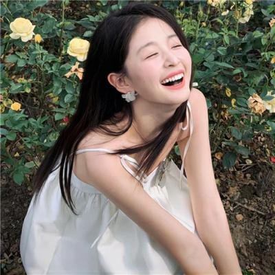 轻轻拂过